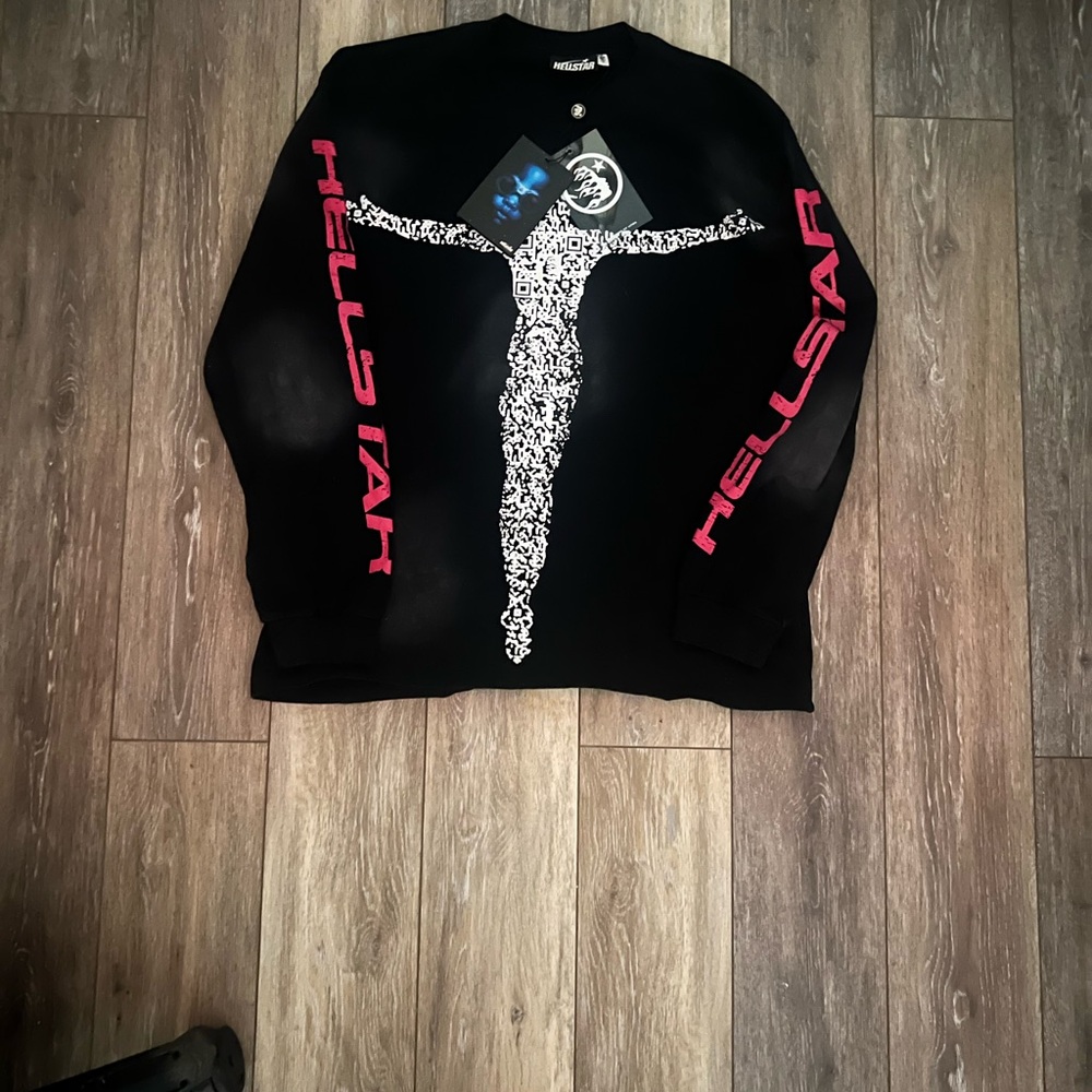 Hellsar Black and Pink Crewneck Sweater for Men